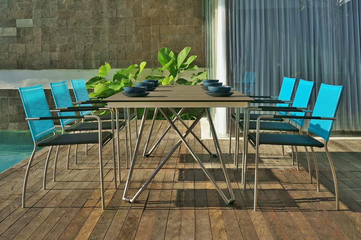 fold away garden table and chairs
